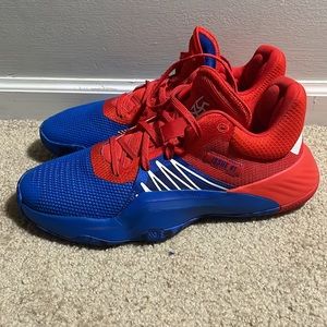 D.O.N. Issue 1 spider-man basketball shoes size 10.5